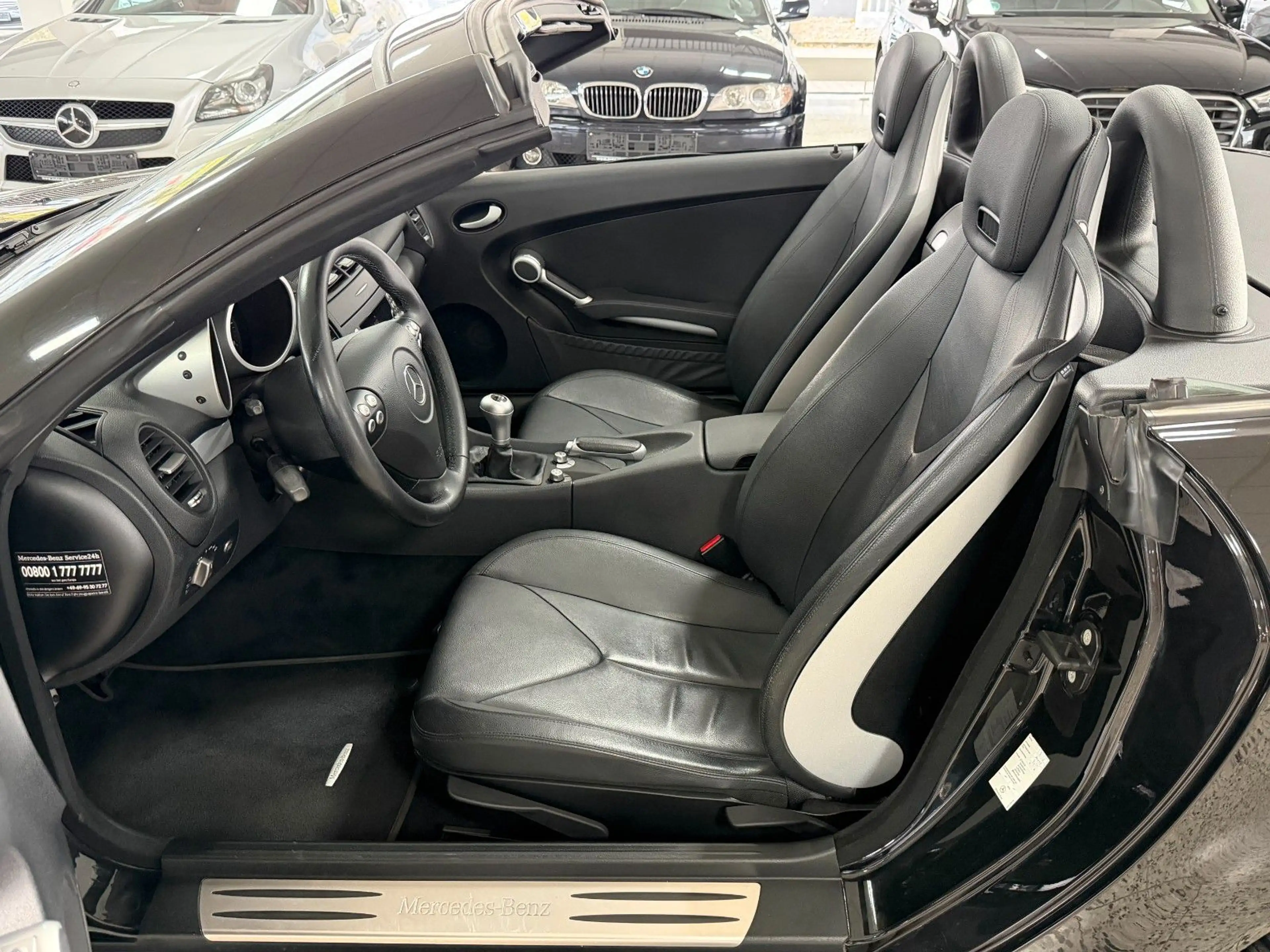 Mercedes-Benz SLK 200 Kompressor/Xenon/Leder/Airscarf/2.Hand — photo 13