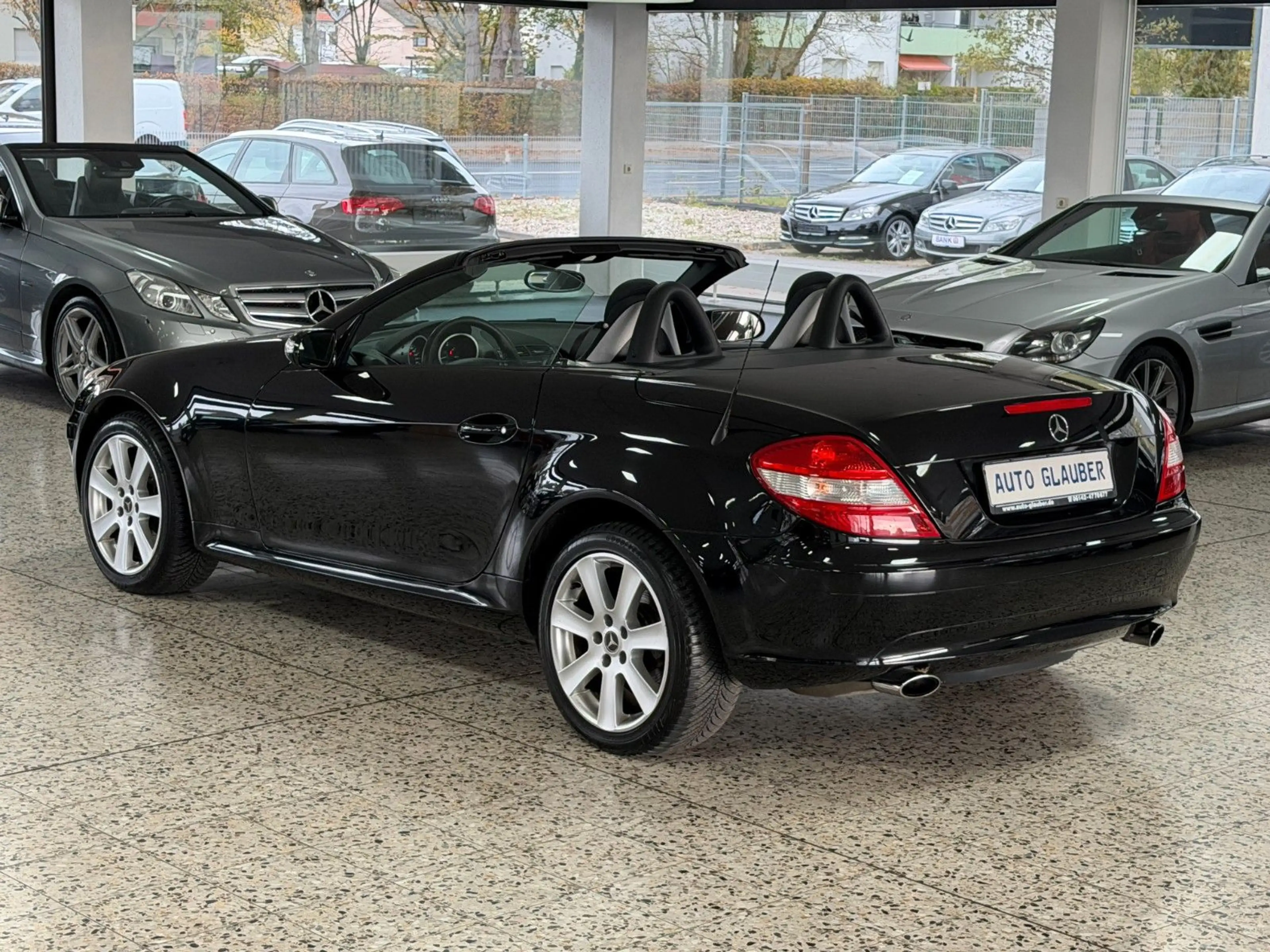 Mercedes-Benz SLK 200 Kompressor/Xenon/Leder/Airscarf/2.Hand — photo 4
