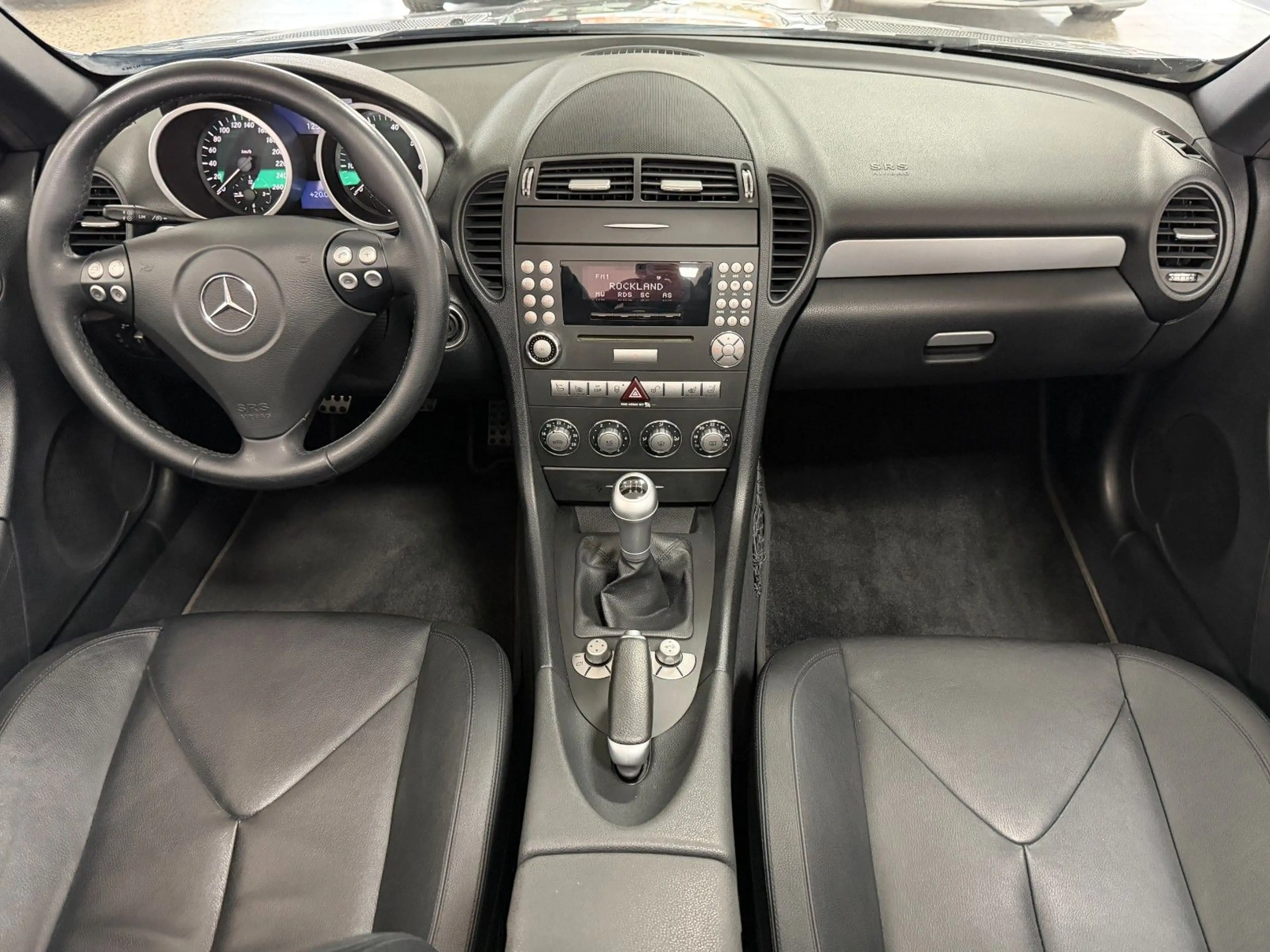 Mercedes-Benz SLK 200 Kompressor/Xenon/Leder/Airscarf/2.Hand — photo 15