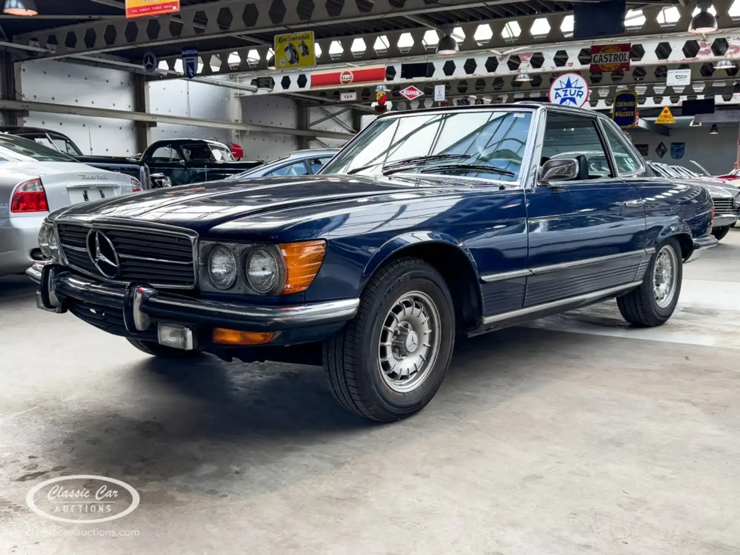 Mercedes-Benz - ONLINE AUCTION Blue - 1