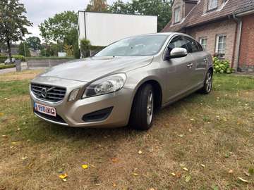 S60 2.0 D3 Momentum
