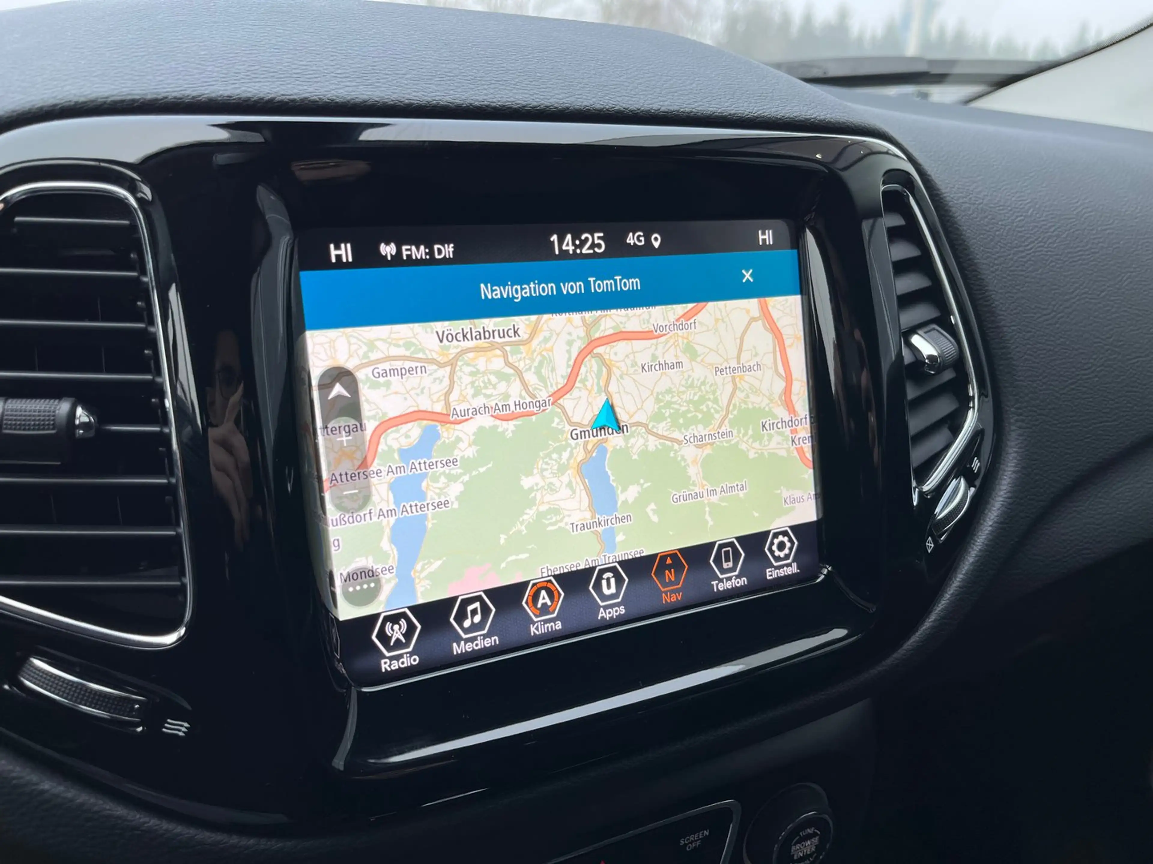 Jeep Compass Limited FWD — photo 13