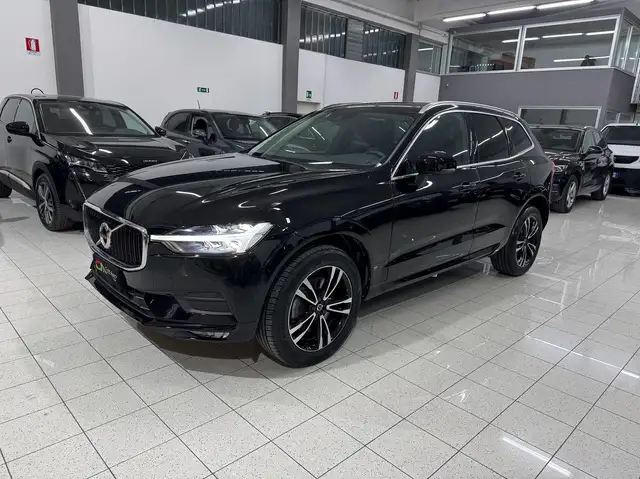 Volvo XC60 2.0 b4 197cv Momentum Pro auto VETRI SCURI BELLA
