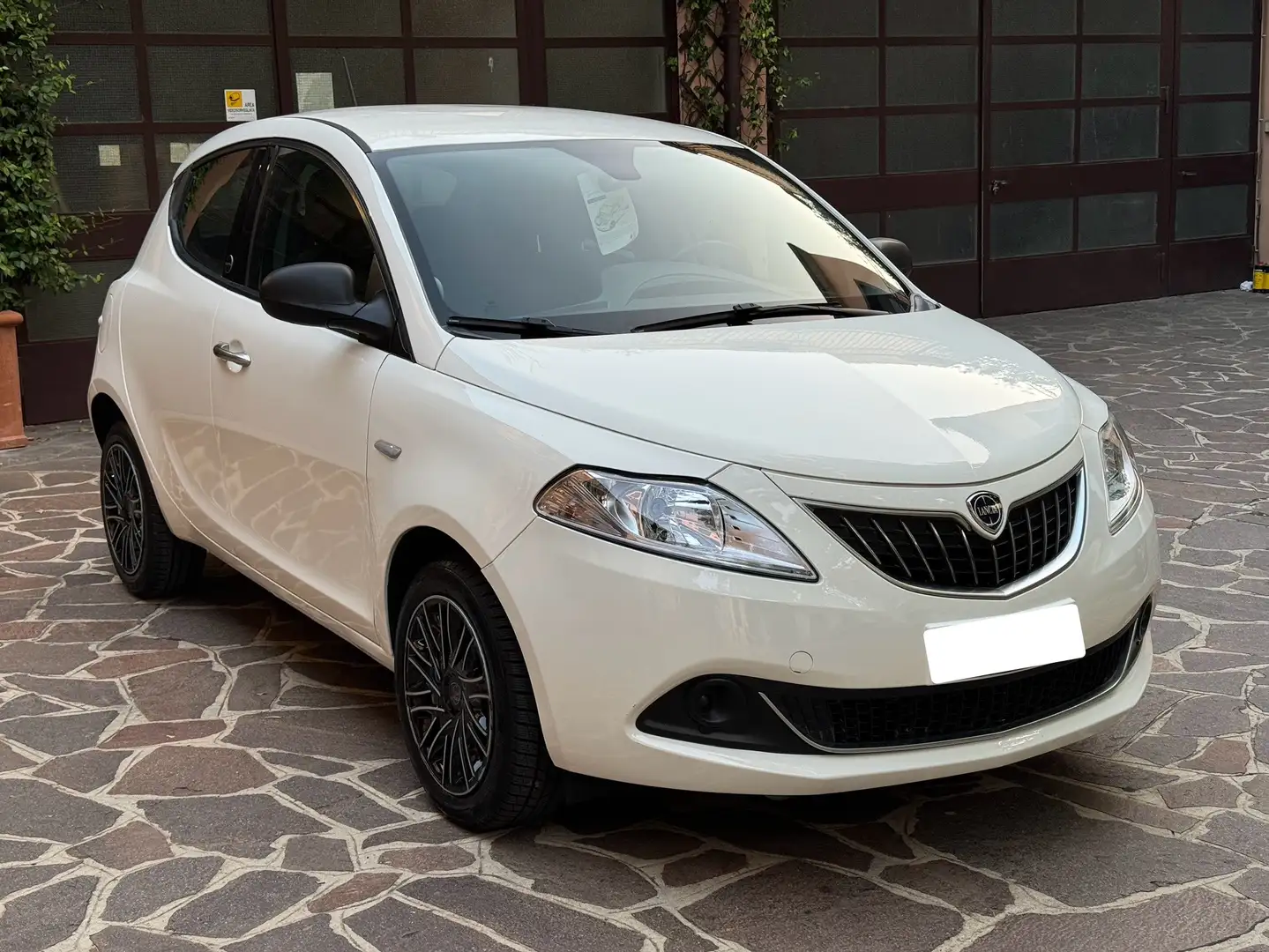 Lancia Ypsilon 1.0 firefly hybrid Silver PREZZO REALE IVA INCLUSA - 1