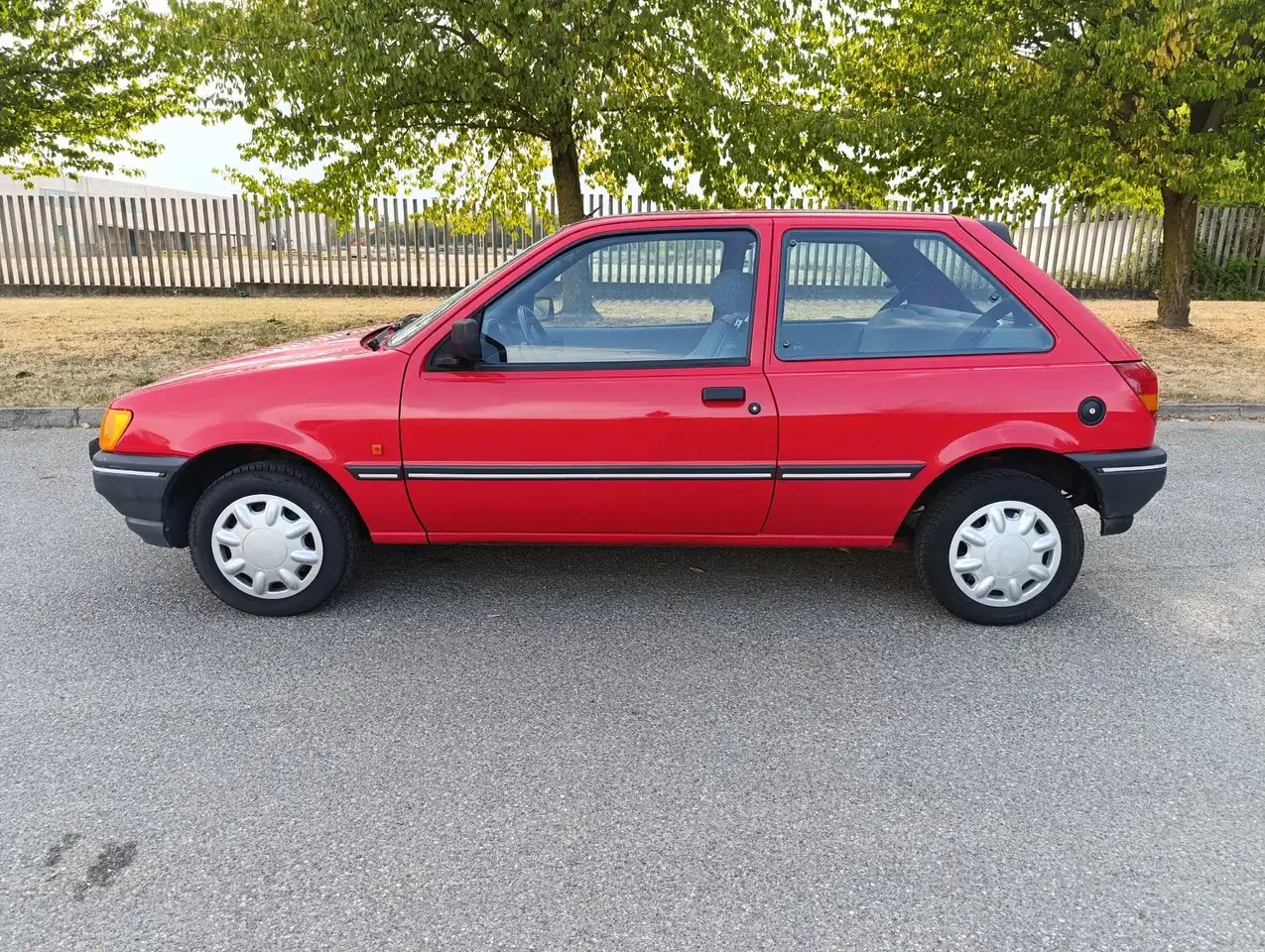 Ford Fiesta 3p 1.1 S my89, foto 2