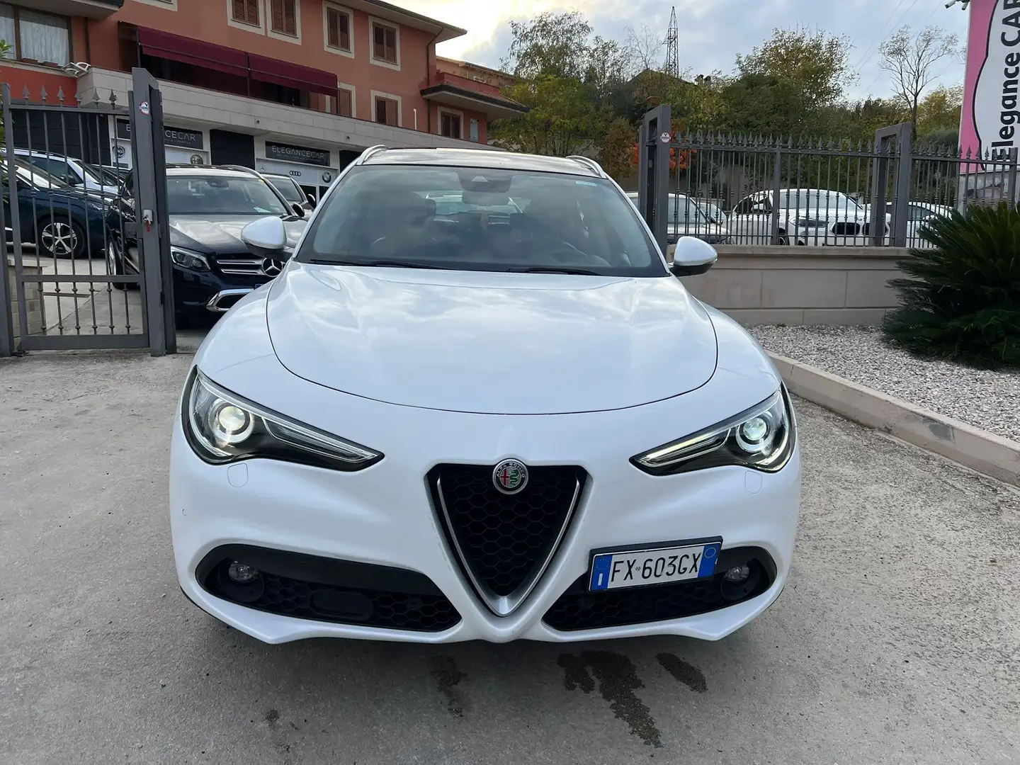 Alfa Romeo Stelvio 2.2 TD 210cv AT8 Q4 B-Tech (TETTO APRIBILE) Blanc - 2