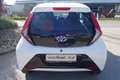 Toyota Aygo 1,0 VVT-i x-play **1.Besitz/8fach Bereift/Kamera** Weiß - thumbnail 5