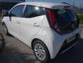 Toyota Aygo 1,0 VVT-i x-play **1.Besitz/8fach Bereift/Kamera** Weiß - thumbnail 4