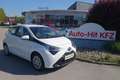 Toyota Aygo 1,0 VVT-i x-play **1.Besitz/8fach Bereift/Kamera** Weiß - thumbnail 1
