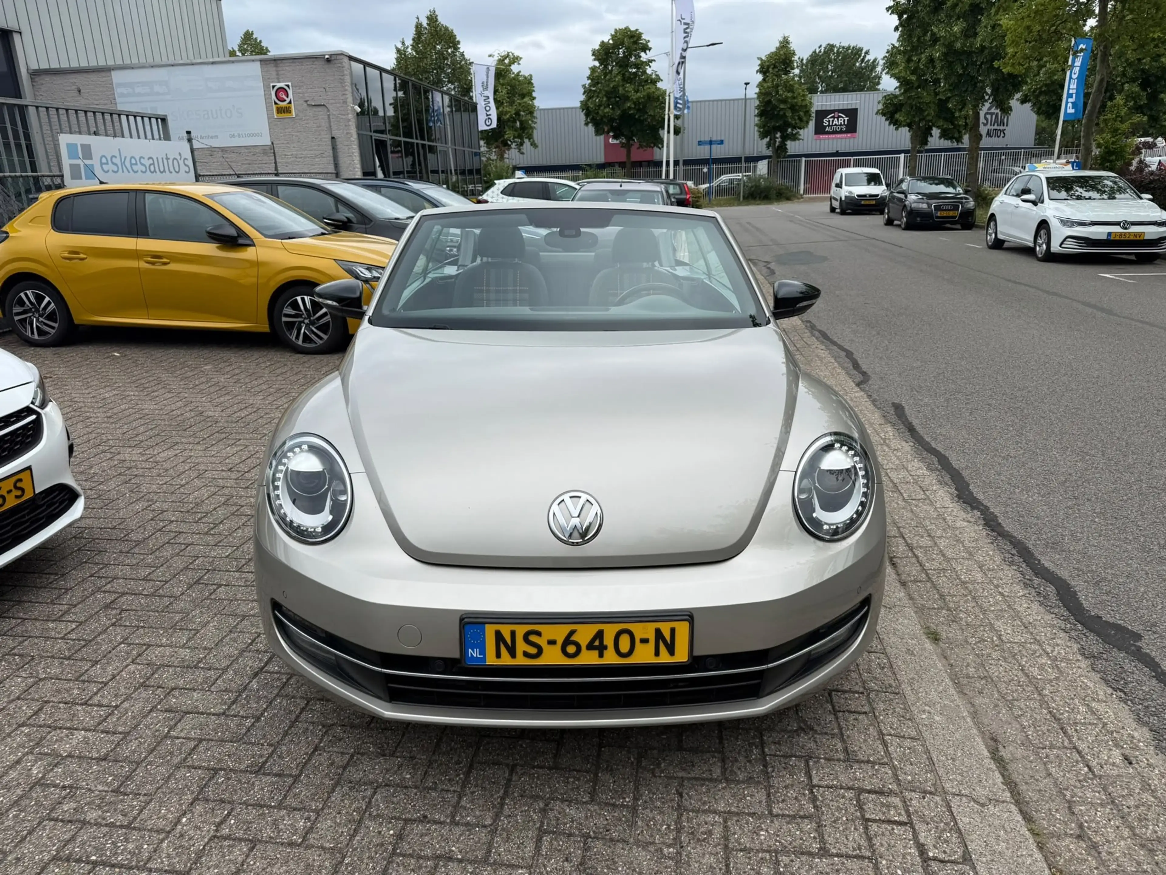 Volkswagen Beetle Cabriolet 1.4 TSI Sport BlueMotion, Automaat, Airc — photo 4