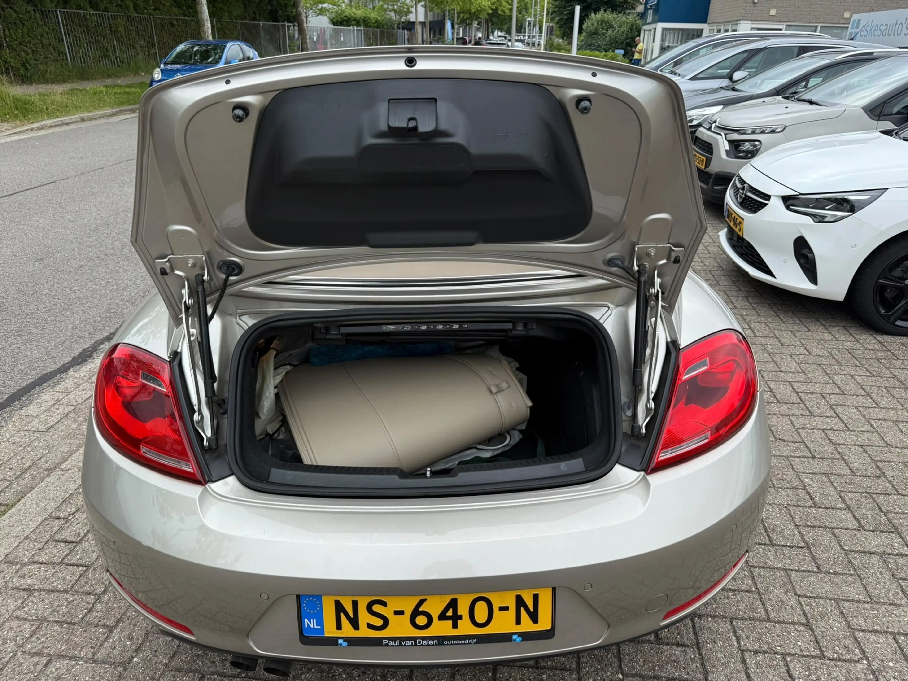 Volkswagen Beetle Cabriolet 1.4 TSI Sport BlueMotion, Automaat, Airc — photo 23