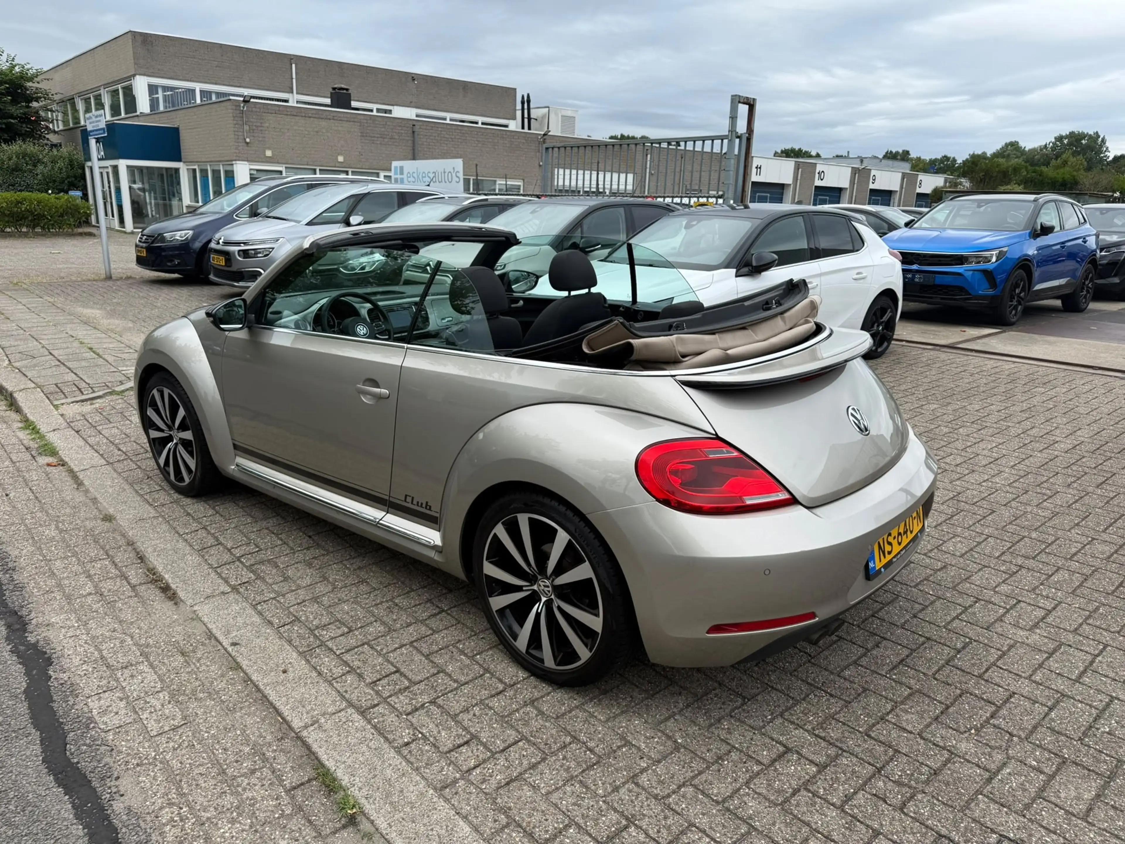 Volkswagen Beetle Cabriolet 1.4 TSI Sport BlueMotion, Automaat, Airc — photo 8