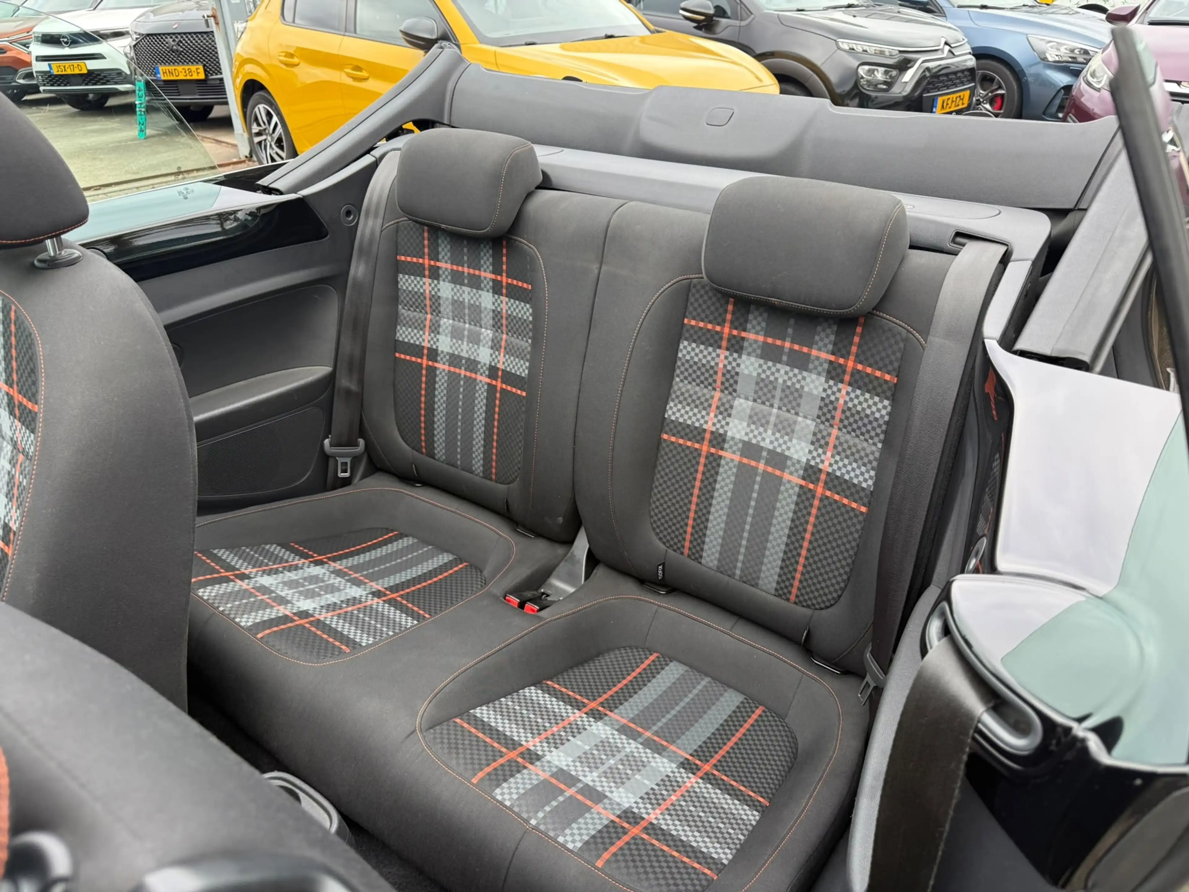 Volkswagen Beetle Cabriolet 1.4 TSI Sport BlueMotion, Automaat, Airc — photo 11