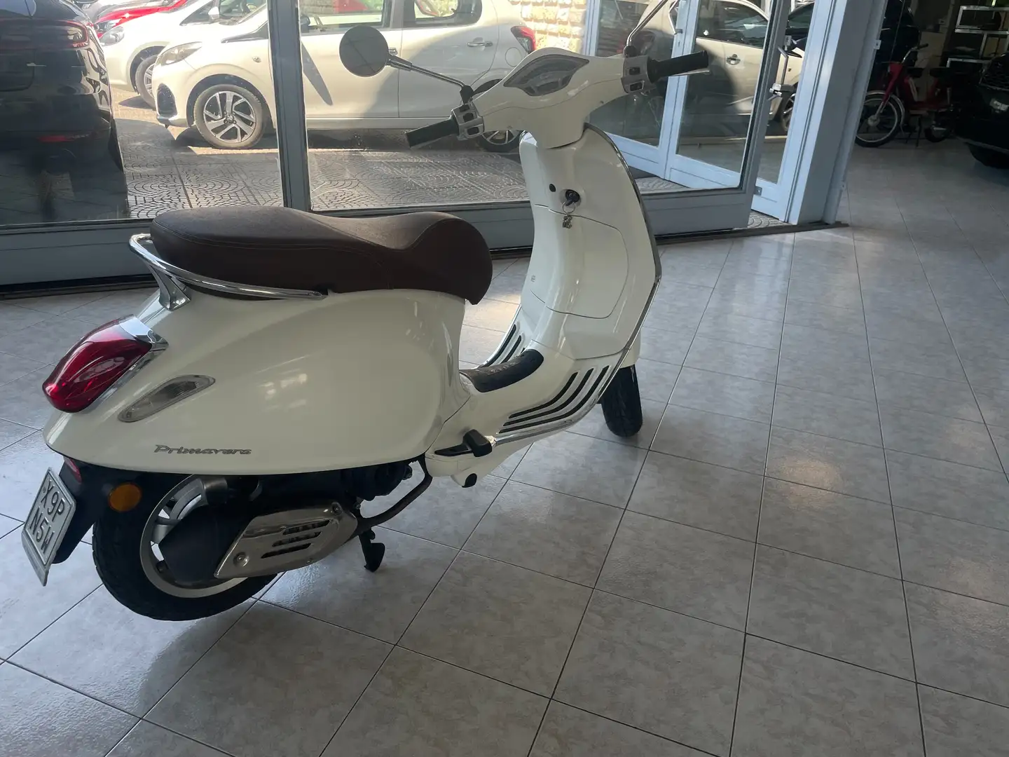 Piaggio Primavera 50 priamvera Blanc - 1