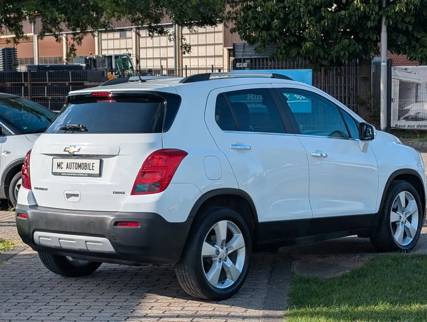 Chevrolet Trax LT*KLIMA*TEMPOMAT*PDC*KAMERA*ZV-FUNK !! Weiß - 2