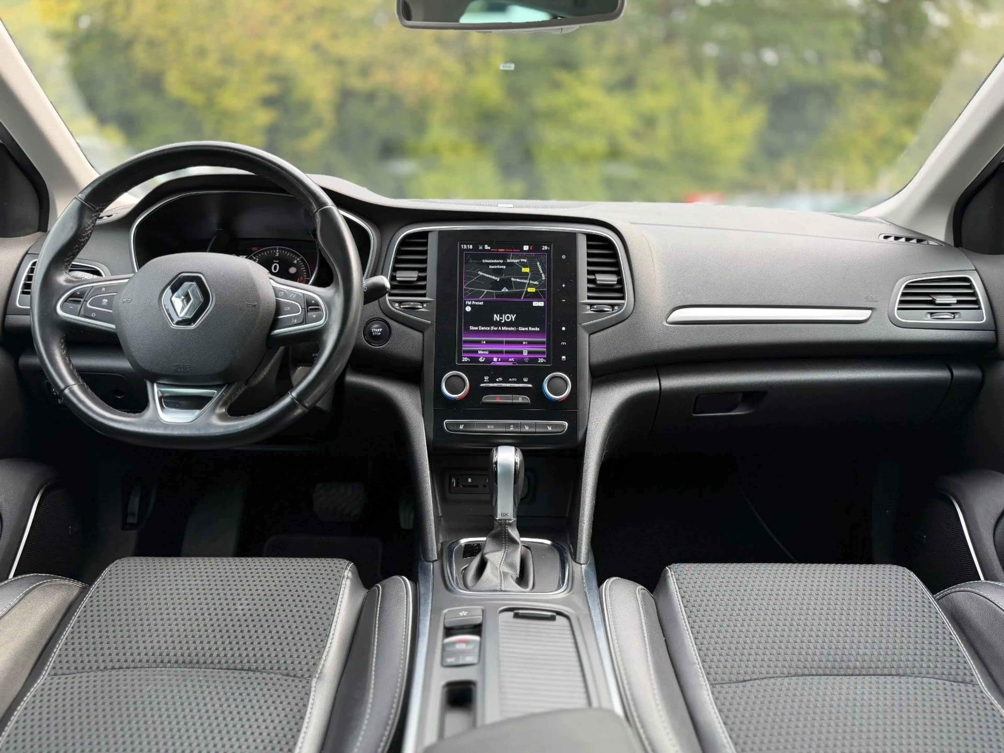 Renault Megane IV Grandtour BOSE-Edition ACC*CAM*KEYLESS — photo 13
