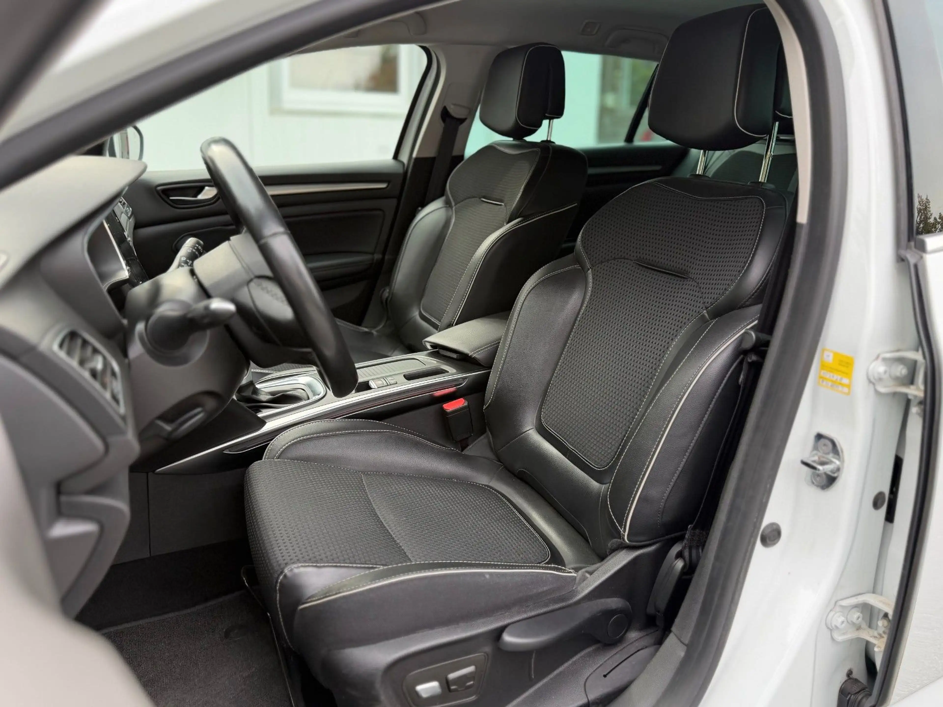 Renault Megane IV Grandtour BOSE-Edition ACC*CAM*KEYLESS — photo 7