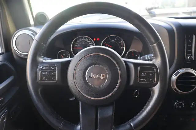 Jeep Wrangler view 12