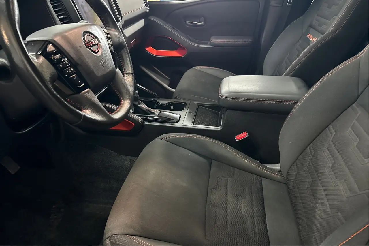 Nissan Frontier снимка Nissan Frontier