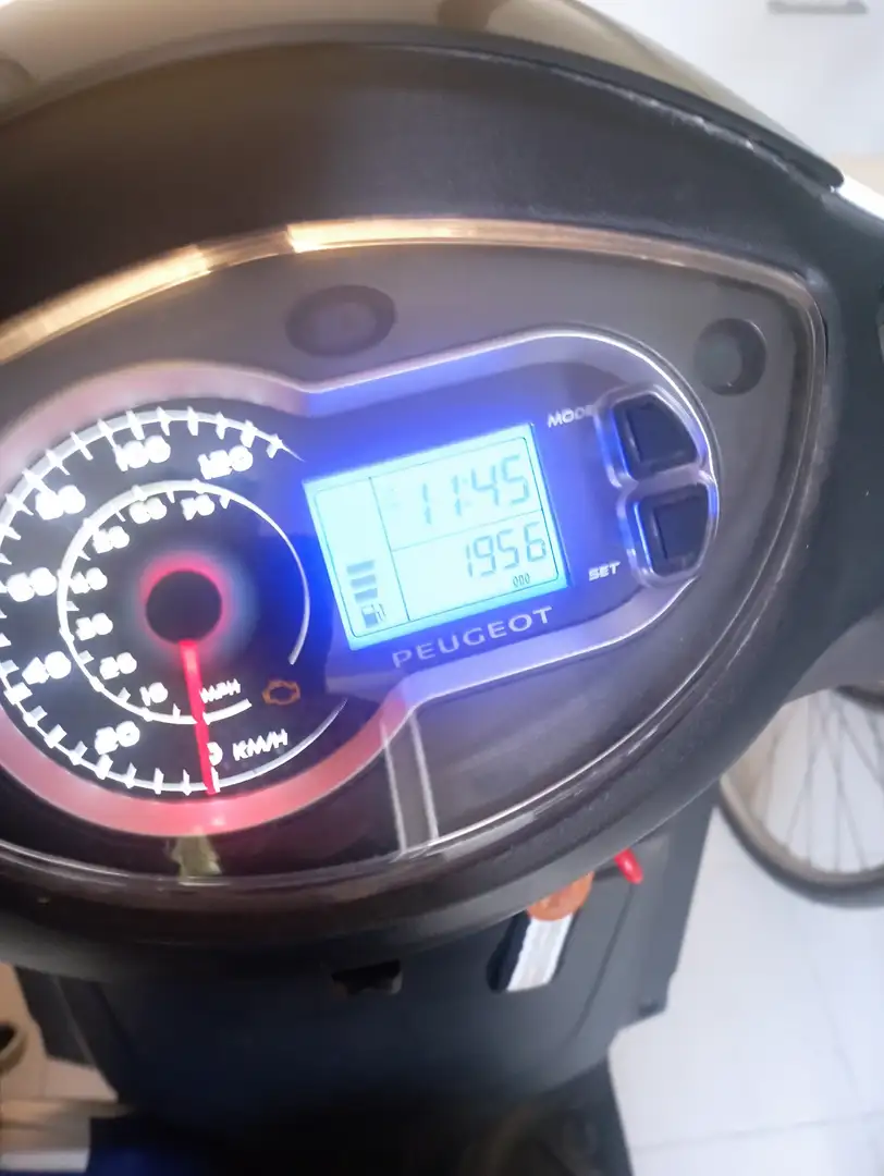 Peugeot Tweet Alb - 1