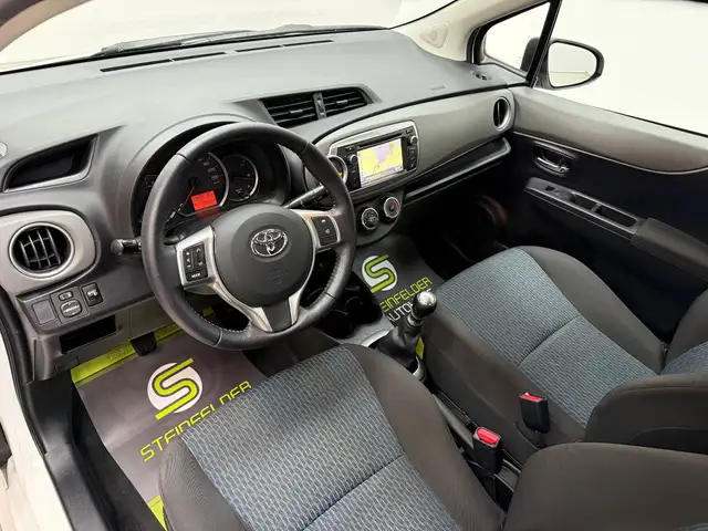 Toyota Yaris view 9