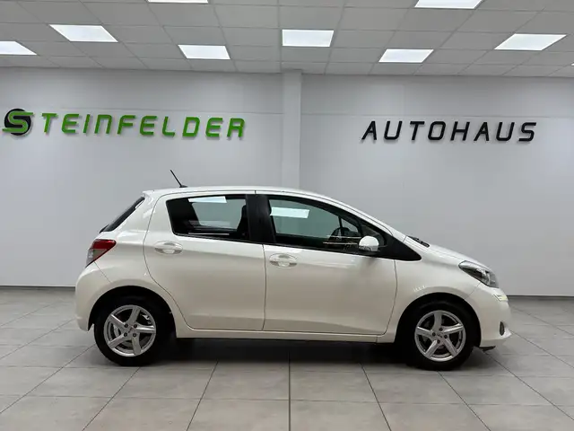 Toyota Yaris view 8