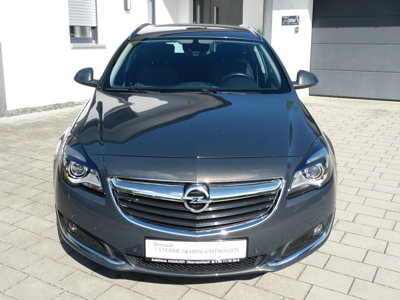 Opel Insignia 2.0 CDTI Innovation Sports Tourer [AHK] — photo 2