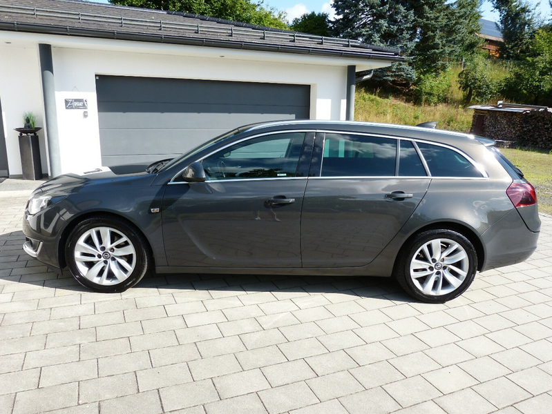 Opel Insignia 2.0 CDTI Innovation Sports Tourer [AHK] — photo 4