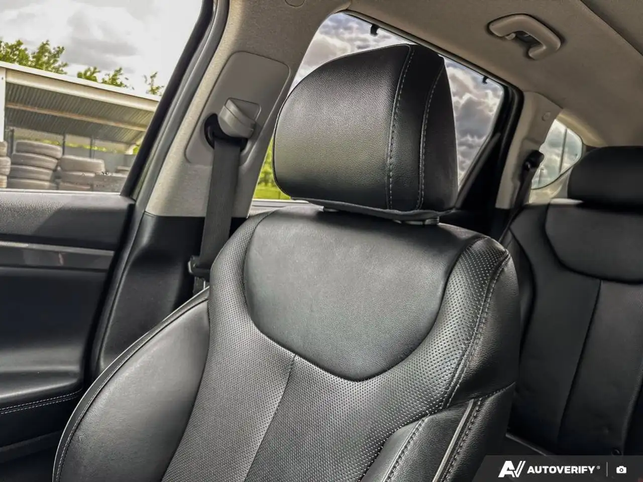 Hyundai SANTA FE снимка Hyundai SANTA FE