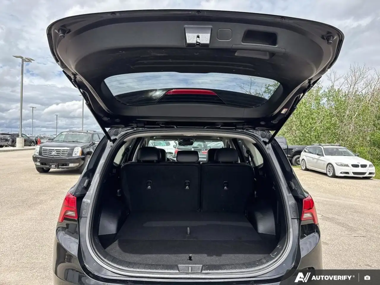 Hyundai SANTA FE снимка Hyundai SANTA FE