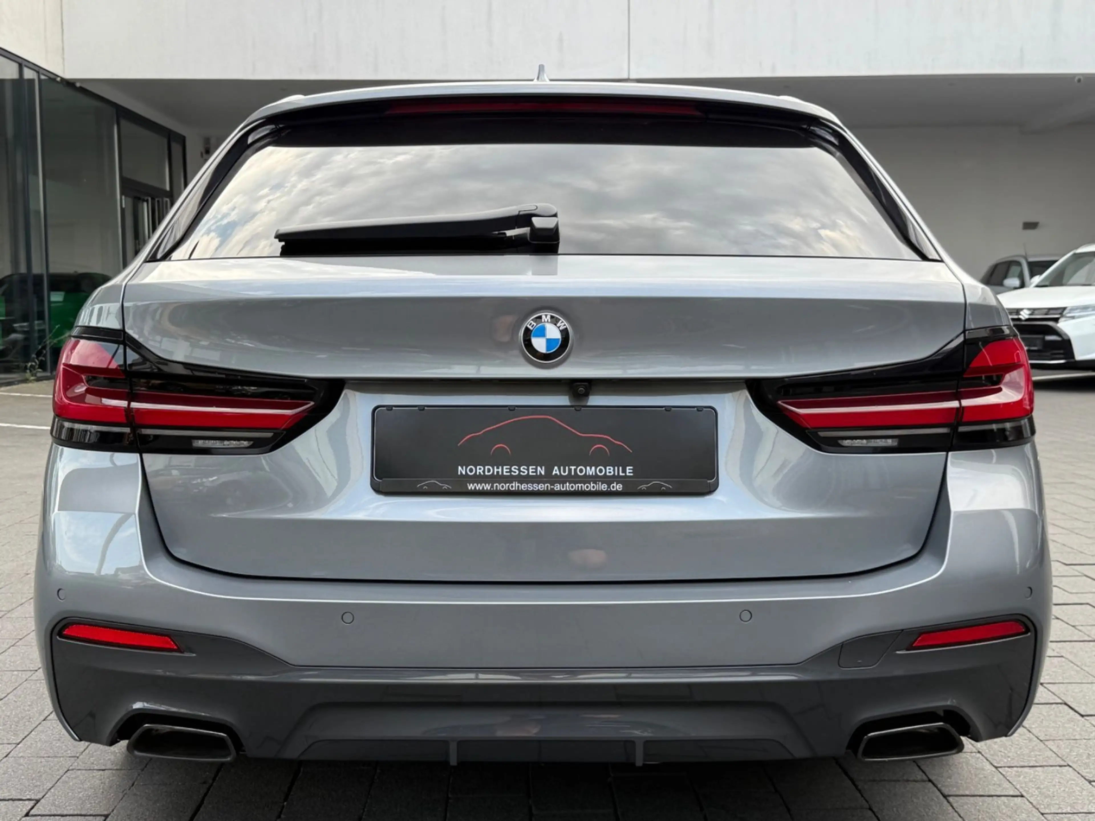 BMW 540 d xDrive Touring M Sport Pro | Panorama — photo 7