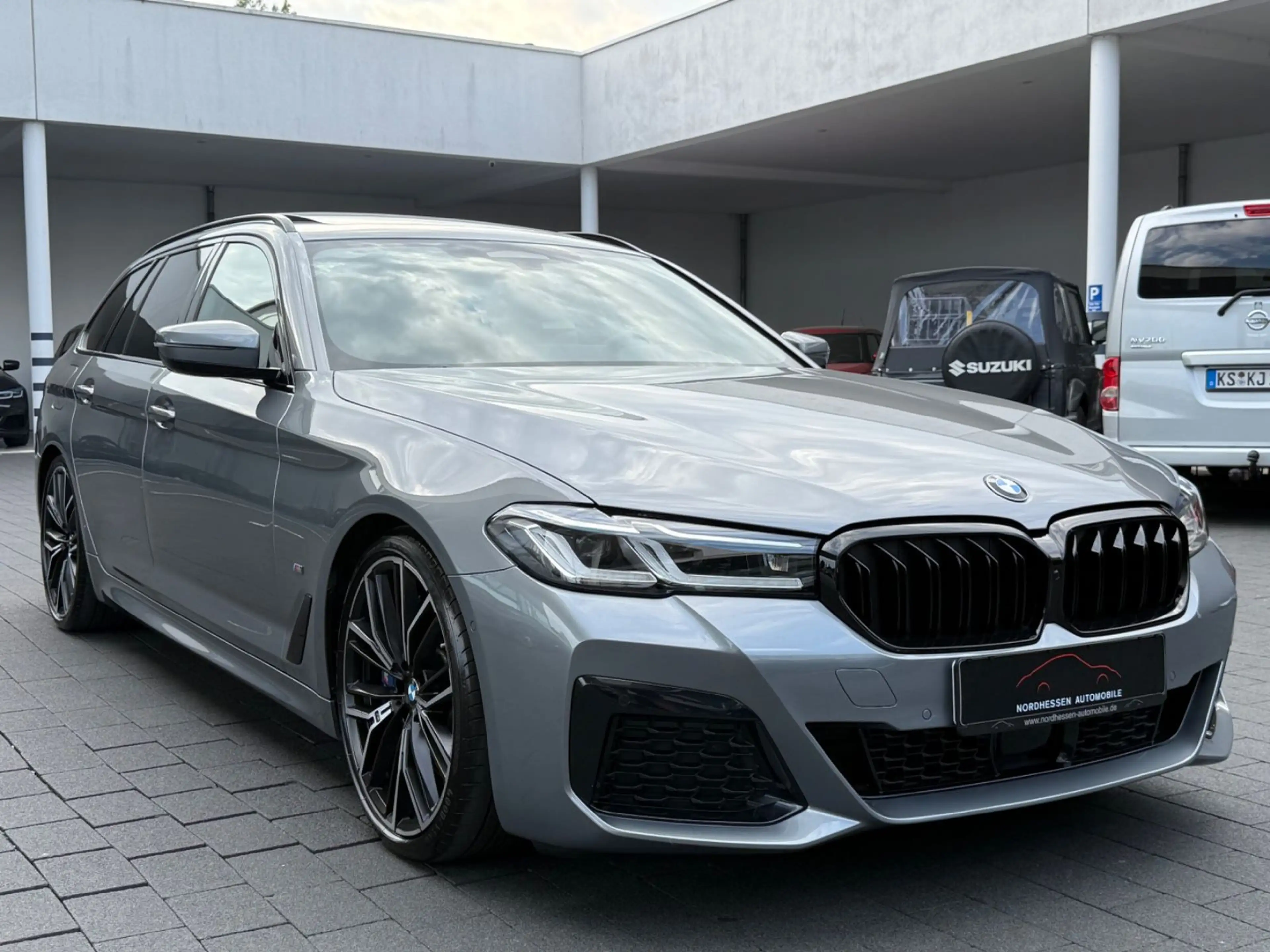 BMW 540 d xDrive Touring M Sport Pro | Panorama — photo 2