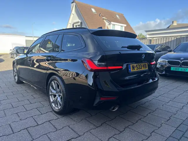 BMW 3 Series view 7
