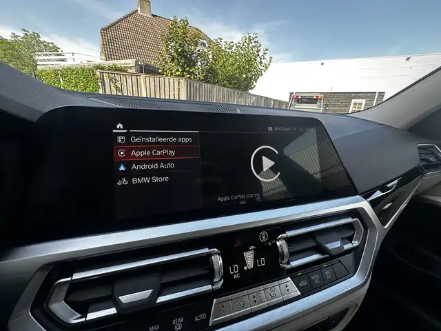 BMW 3 Series view 12