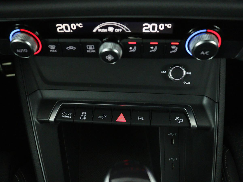 Audi Q3 45 TFSI e edition | SOH 90% | Virtual cockpit | Cr — photo 34