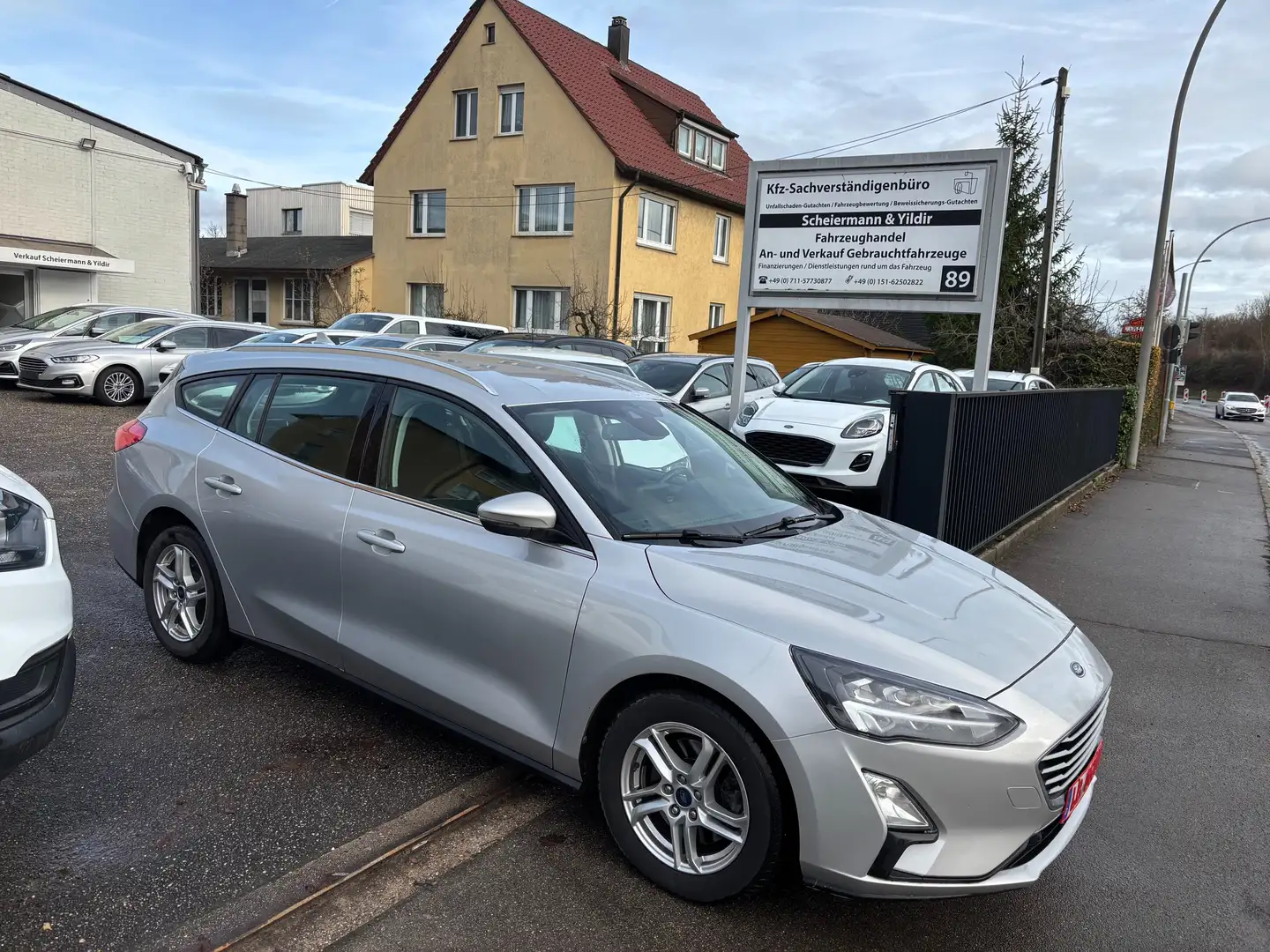 Ford Focus Cool Autom. LED PTS Navi AHK Sizhg Silber - 1