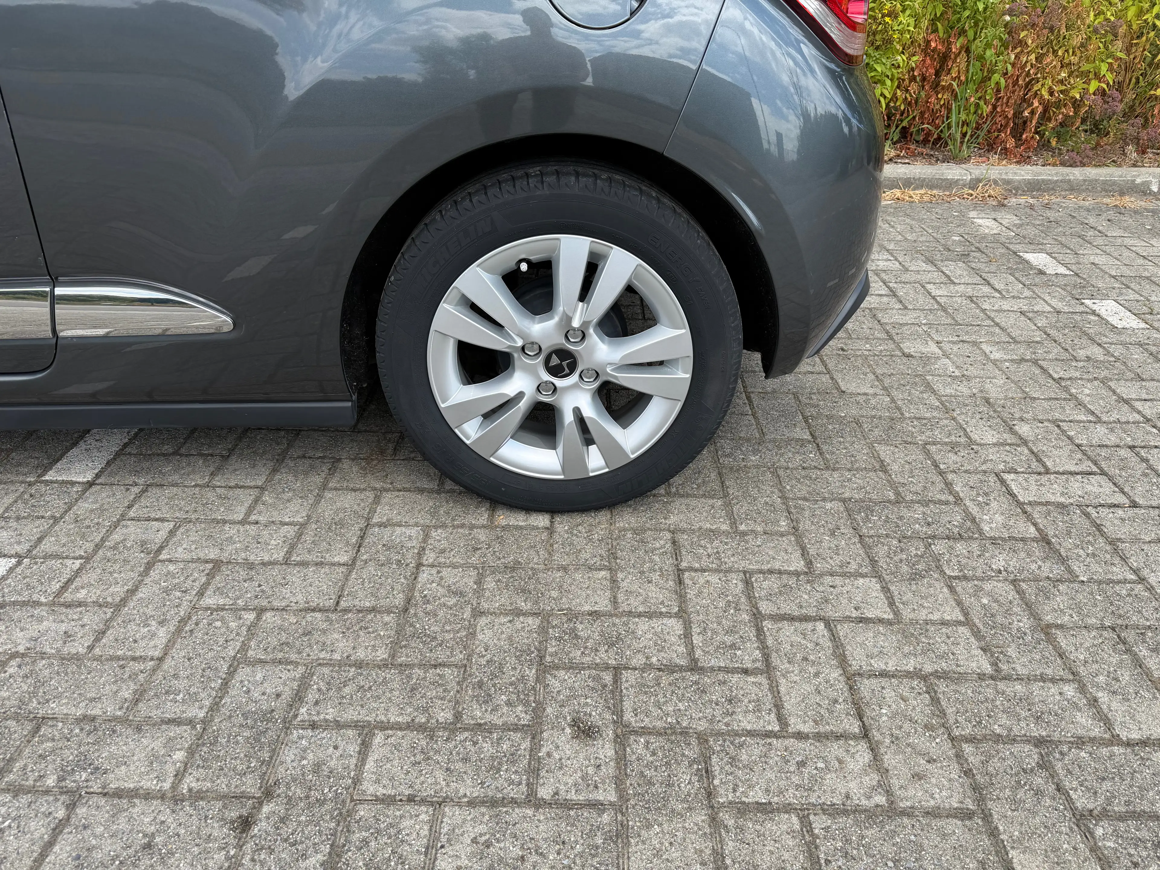 DS Automobiles DS 3 DS 3 1.2i PureTech Be Chic Airco, Cruise, PDC A — photo 9