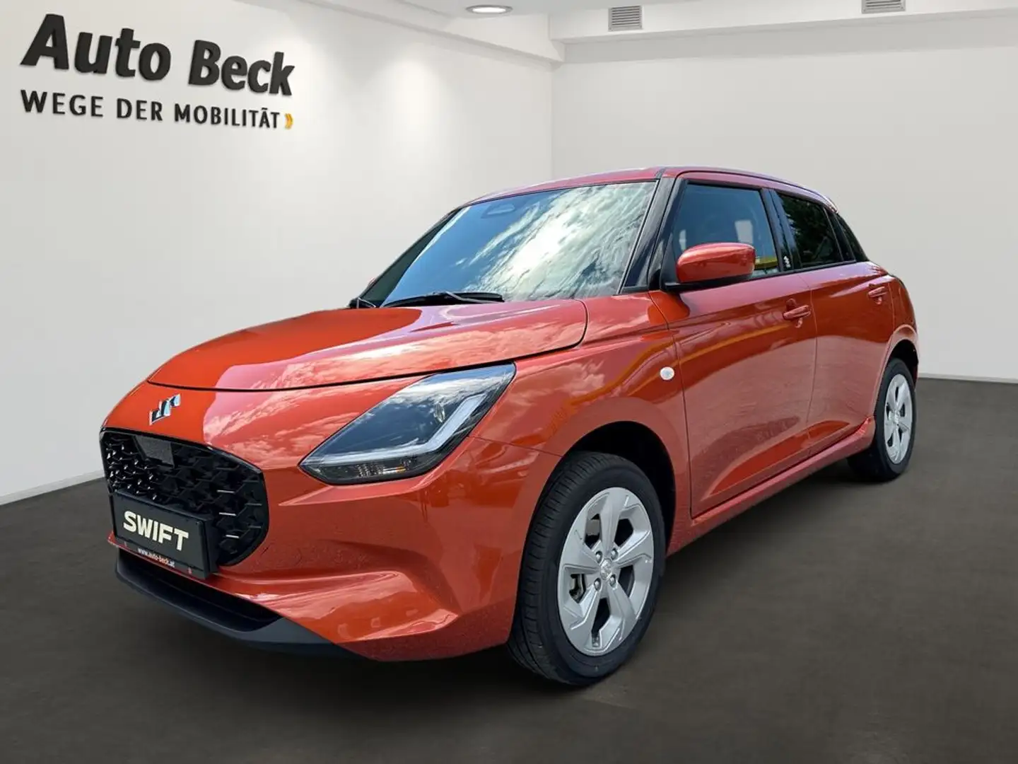 Suzuki Swift 1.2 Hybrid Allgrip Shine Orange - 1