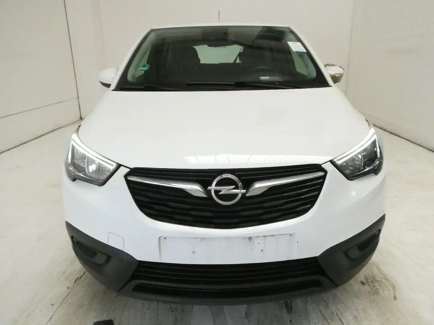 Opel Crossland X Белый - 2
