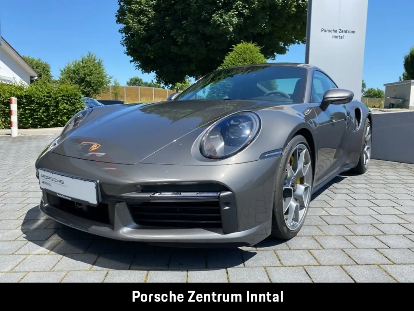 Porsche 992 (911) Turbo S |Sportabgas|PDCC |Innodrive Grau - 1