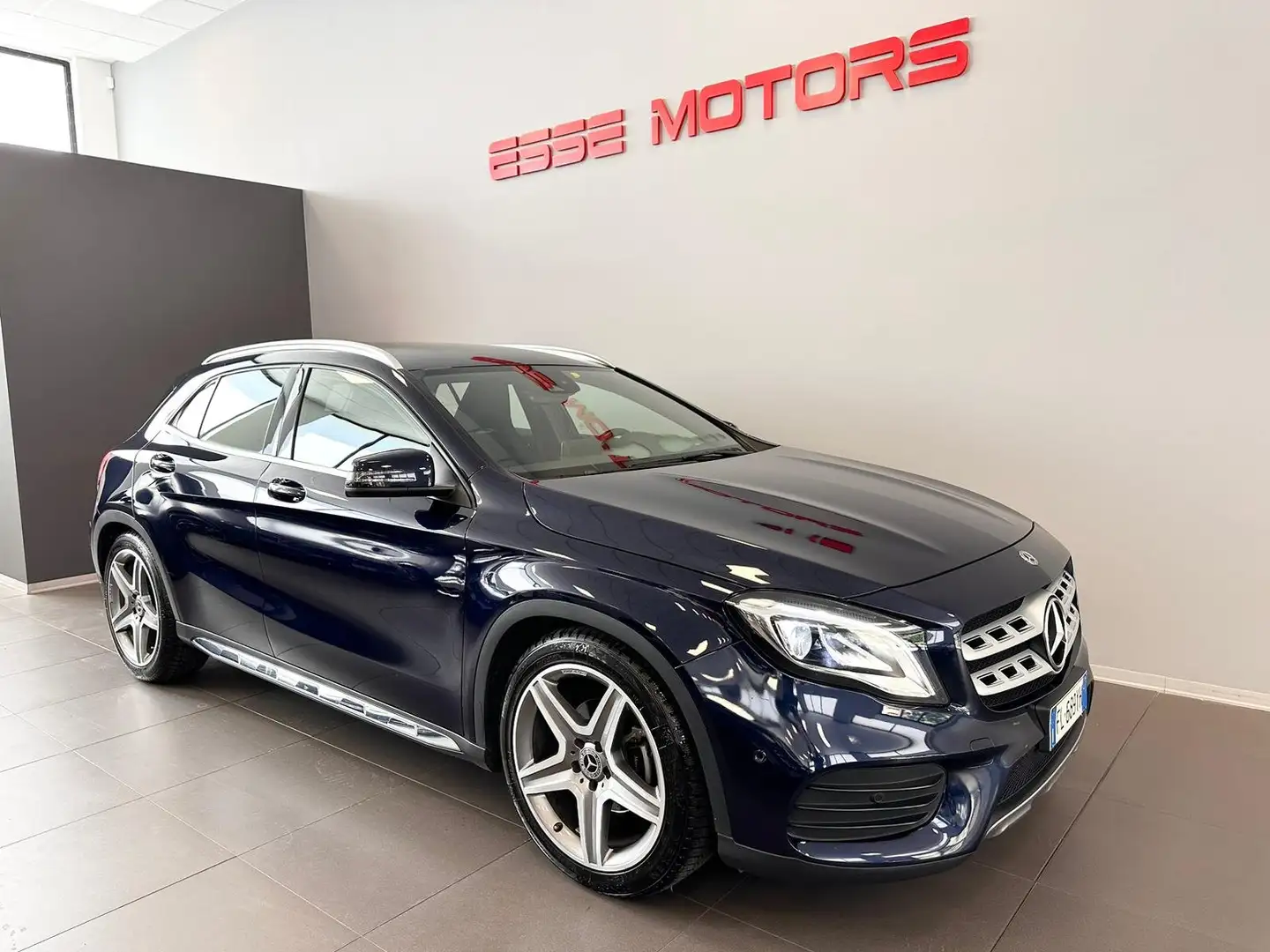 Mercedes-Benz GLA 200 PREMIUM - TAGLIANDI MERCEDES - RETROCAMERA - NAVI Синий - 1