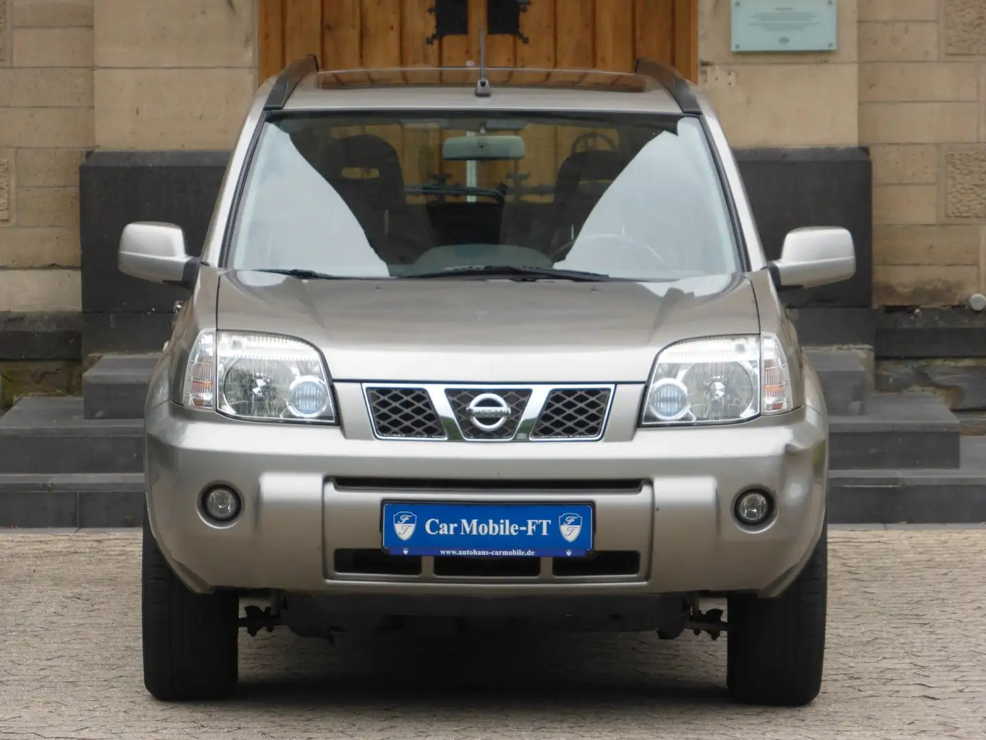 Nissan X-Trail *LEDER*4X4*AHK*PANO*S.HEIZUNG*PDC* Silber - 2