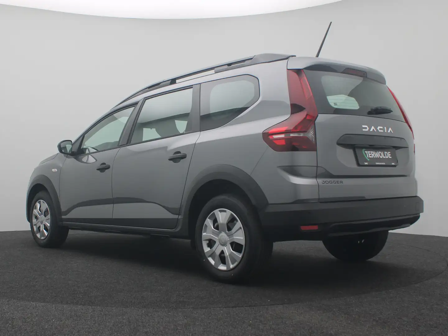 Dacia Jogger Essential | 16” stalen velgen met wieldop “Miliana Gris - 2