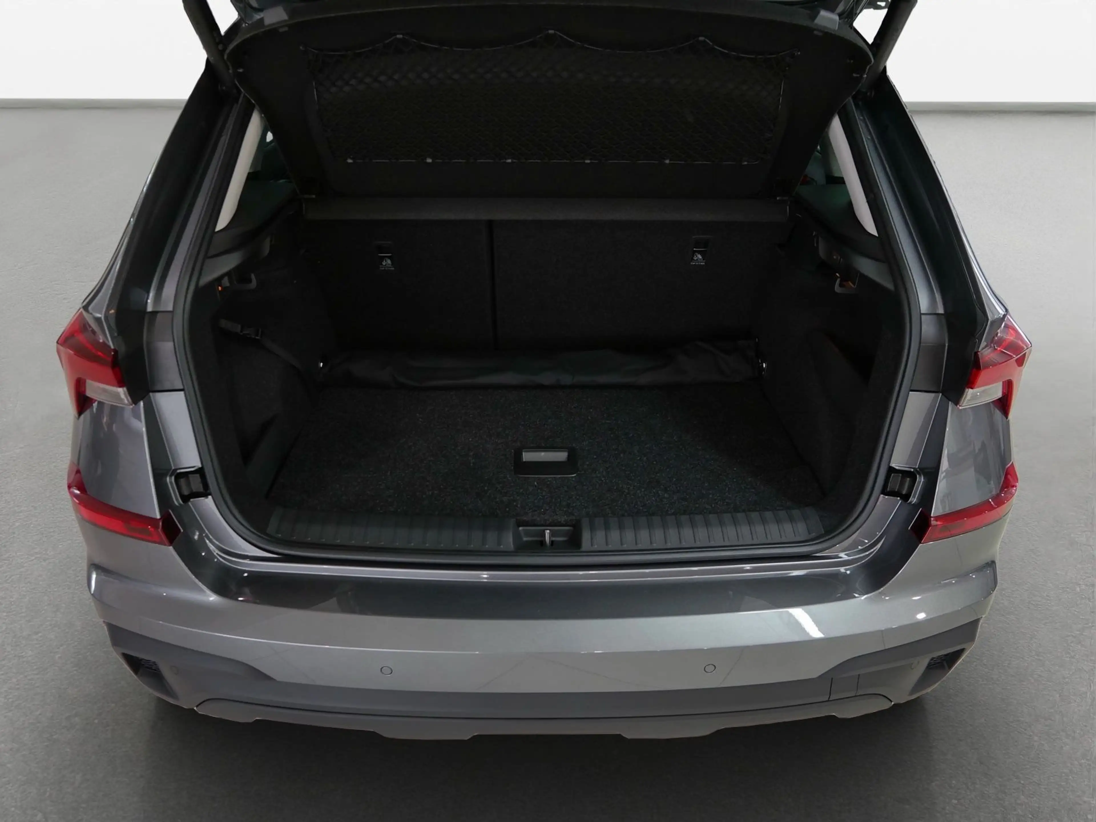 Skoda Kamiq Balance 1,0 TSI DSG|AHK|Navi|KESSY|Black| — photo 11