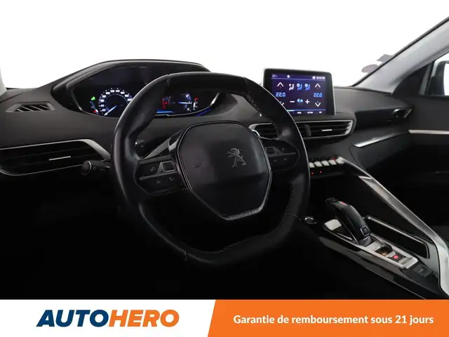 Peugeot 3008 view 11