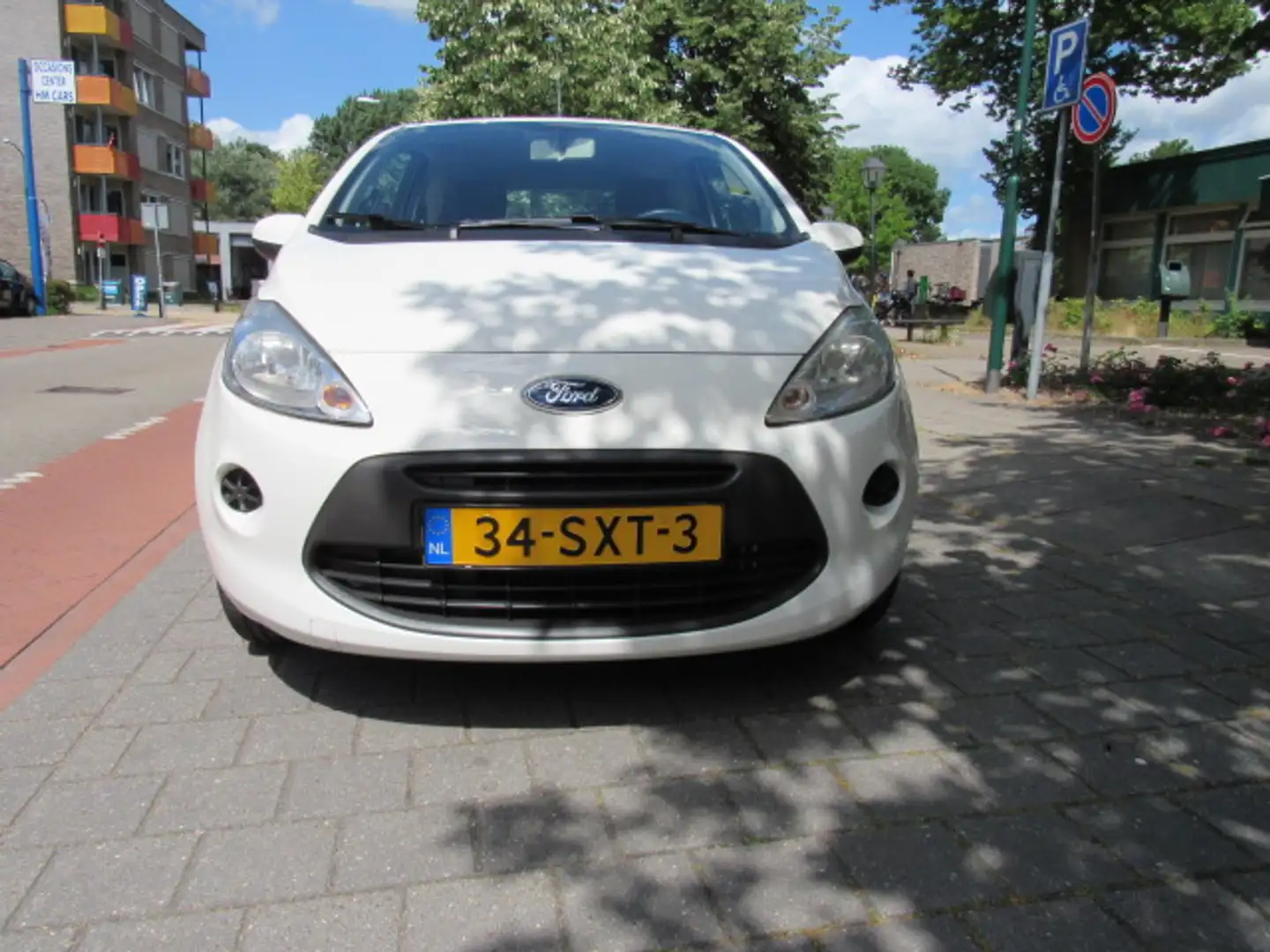 Ford Ka/Ka+ 1.2 69pk Cool &amp; Sound Weiß - 2