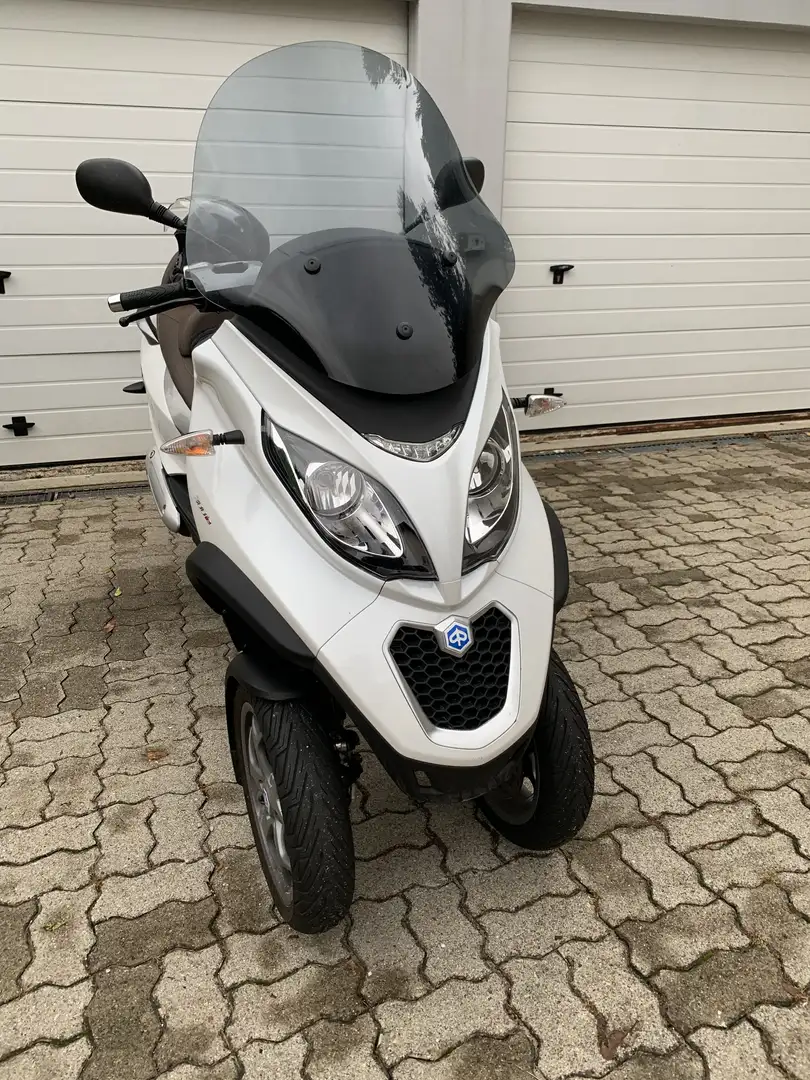 Piaggio MP3 300 MP3 LT 300 i.e. Business ABS Bílá - 1