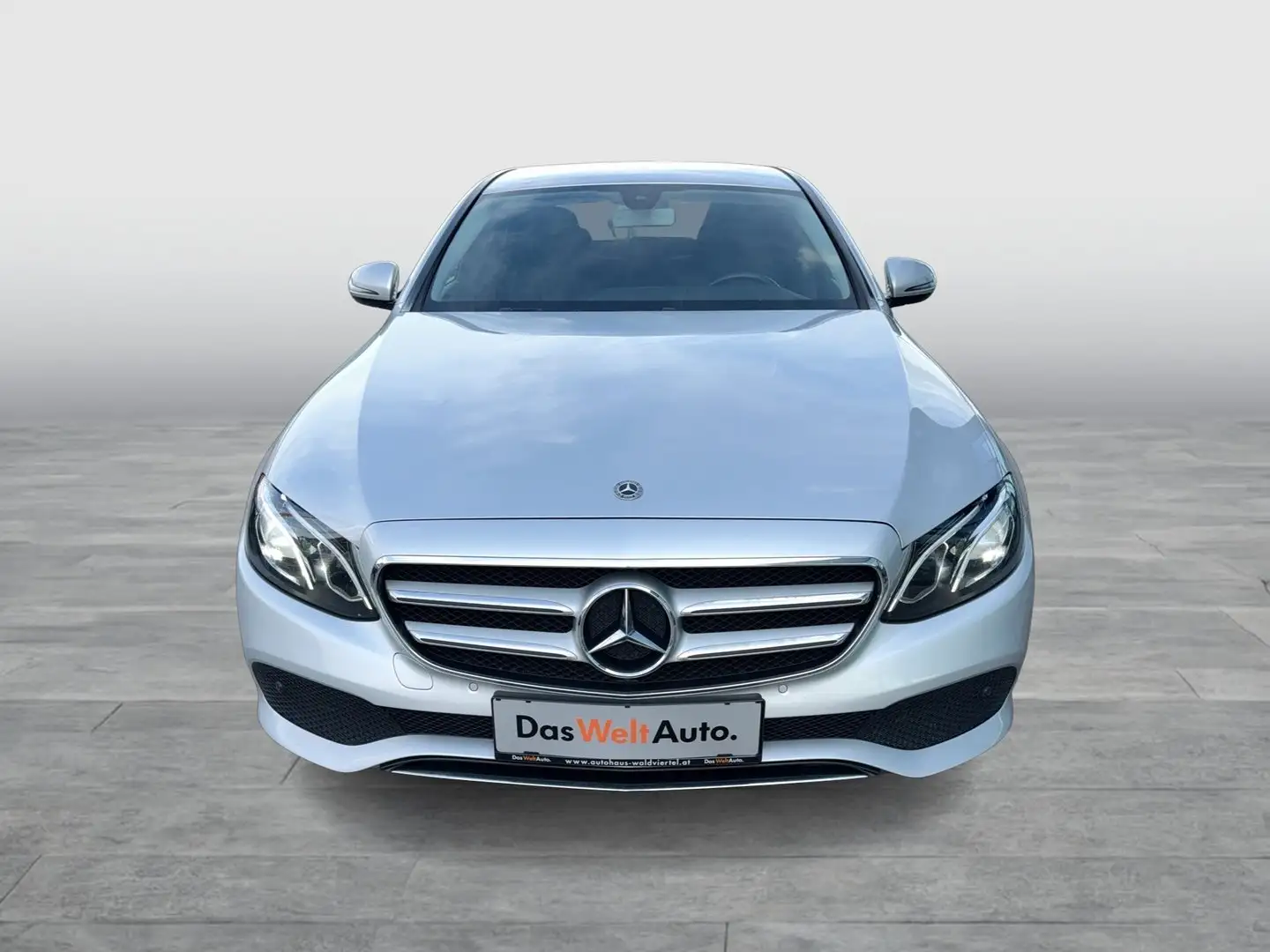 Mercedes-Benz E 200 200 d Avantgarde Aut. Silber - 2