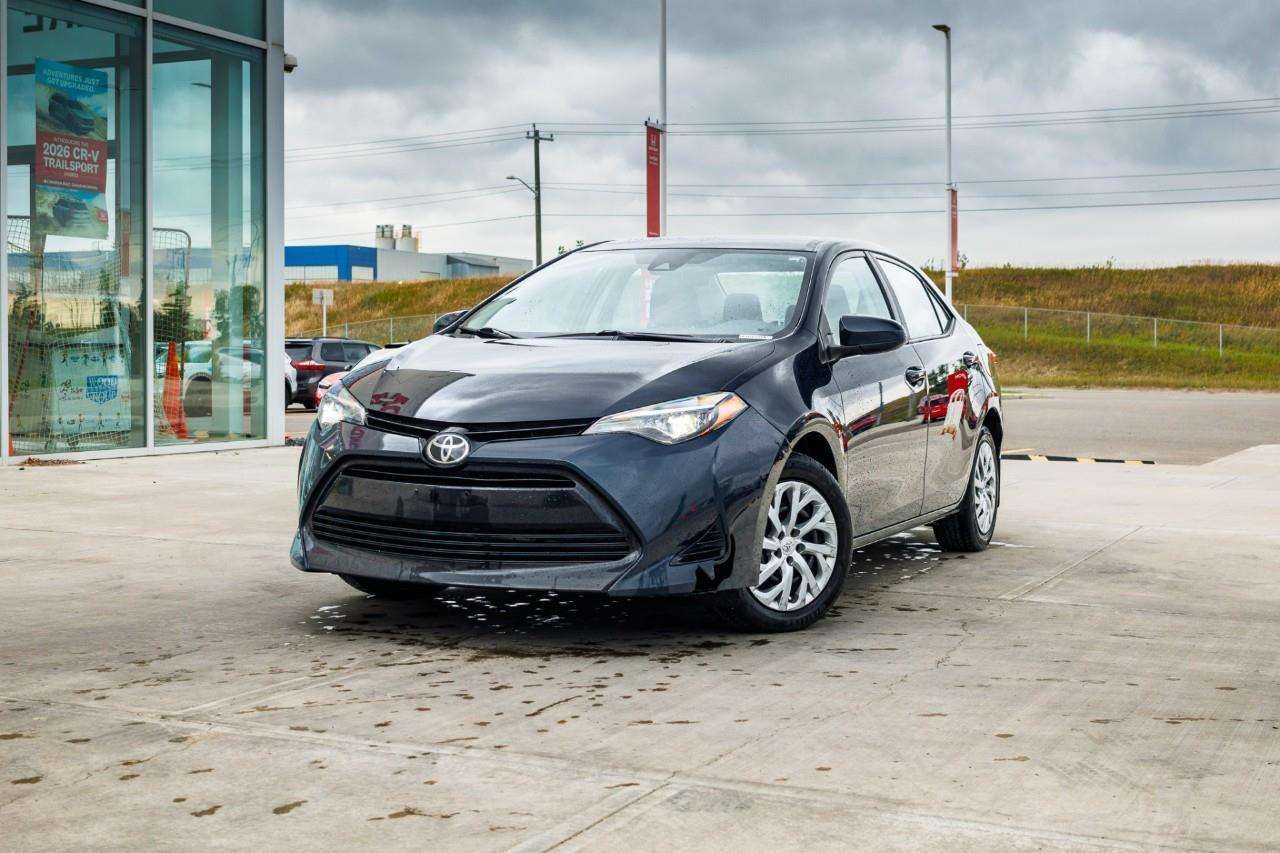 2018 Toyota Corolla LE Heated Front Seats / Back-up Camera / Bluetooth — снимка 1