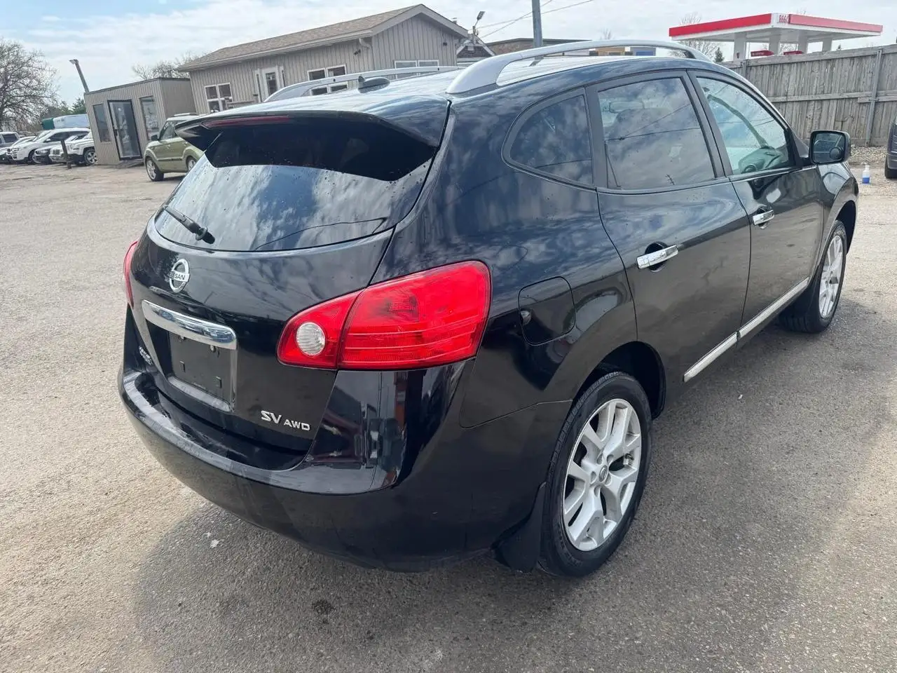 Nissan Rogue снимка Nissan Rogue